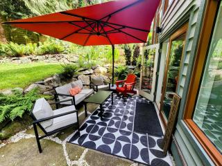 2BD Guest Suite Sleeps 6 Near Downtown & Beach - West Vancouver - 8