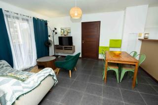 Hibiscus Standing- Appartement Cosy- 2 chambres Climatisées- Cuisine équipée- WIFI-Terrasse - Cayenne - 9