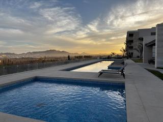 NEW Luxury Condo in Cabo San Lucas with Pool & Firetable - Cabo San Lucas - 2