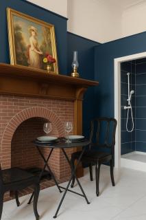 Blue room - 2