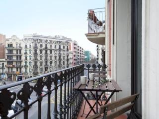 Enjoy Apartments Montserrat Boutique Apartment in Eixample - Barcelona - 4