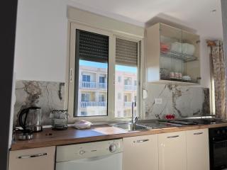 Top Floor Apartment - Velipojë - 8
