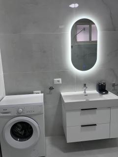 Top Floor Apartment - Velipojë - 6