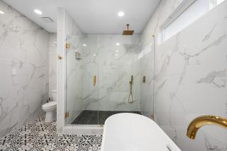 Galleria Saltwater POOL -Sleeps 20 - 1