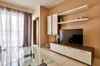 Modern Sea Side 2 Bedroom in the Heart of Qawra - St. Paul's Bay - 1