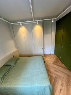 Apartamento moderno, todo reformado, no coração do Gonzaga - Santos - 8