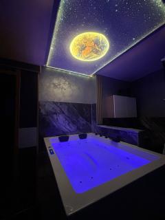 Wellness Suite Essen mit Whirlpool & Sauna - Essen - 9