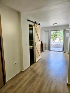 Minimal Nest Glyfada - Athens - 5