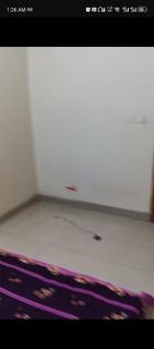 1 Room available - Dhaka - 1