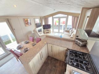 The Helmsley Lodge - Seasalter - 4