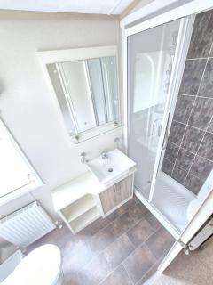 The Helmsley Lodge - 2