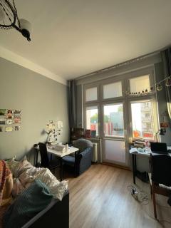 Huge room with two beds, balcony - Krakow - 2