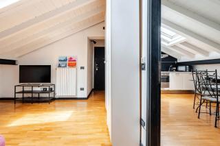 Suite n8 - Elegante mansarda vicino al centro - Brescia - 3