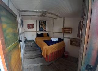 Kamazoztz Hostel and Travel - Antigua Guatemala - 6