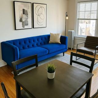 Roomy 3BR Apartment near Beach - Lunt 33-2N - Chicago - 3