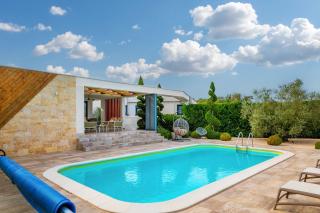 Villa Royal Green Resort - Nin - 9