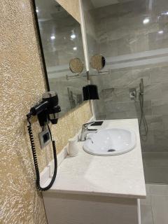 A&M Hotel Sarande - Sarandë - 9