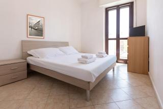 Parea Exclusive Apartment - Near Hospital And Airport - Mailand - 0