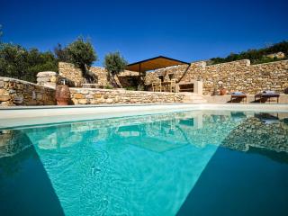 Pezoules House - Lefkes - 7
