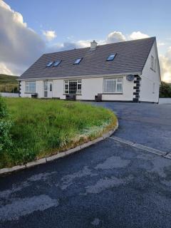 Ashbury House - Keel - 0