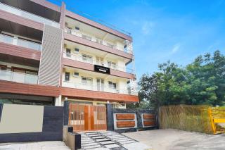 Super Townhouse Sector 121 Noida - Noida - 7
