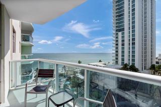 Komffy Apartment with 2 King Beds OceanView at Tides - 9