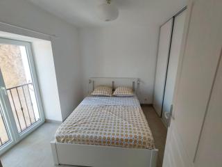 appartement avec terrasse et vue dégagée - Villecroze - 4