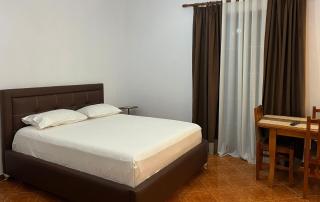 Modern Seaside Stay with Sunset Views & Private Balcony - Vlora - 9