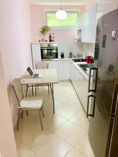 Marvi's Gated Beach area apt - Durrës - 3