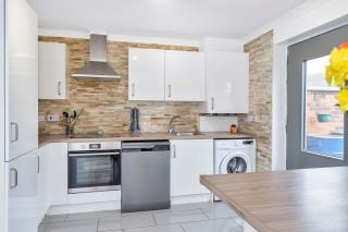 House near Edinburgh Sleeps 10 - Newtongrange - 2