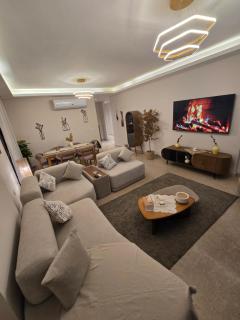 ZED Towers - Hotel Apartment - Al Sheik Zayed - Sheikh Zayed - 2