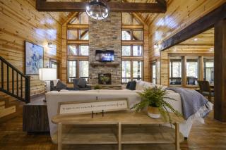 Grand Getaway - Broken Bow - 4
