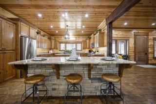 Grand Getaway - Broken Bow - 3