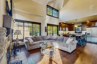 Tamarack Townhouse - Donnelly - 8