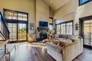 Tamarack Townhouse - Donnelly - 5