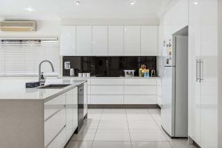 CASSA WELLINGTON POINT - Spacious 4BR Home w Pool - 4