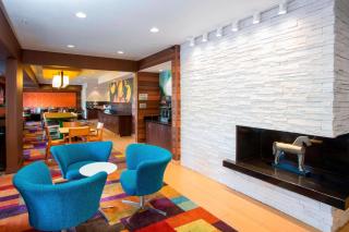Fairfield Inn & Suites by Marriott Terre Haute - Terre Haute - 0