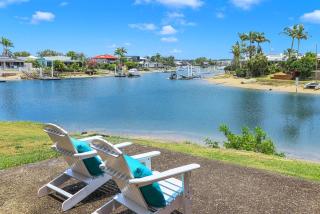 Amazing Modern Waterfront Apartment on the Canal - Mooloolaba - 0