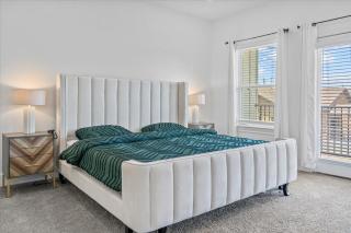 High Style in H-Town with Luxury near Downtown - 7