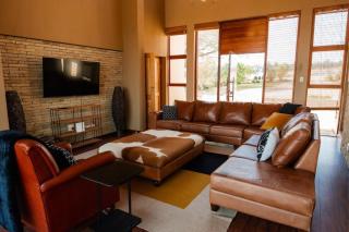 Fourteen Tumbleweed, Cathkin Estates by Euphoric Leisure - Ardmore - 4