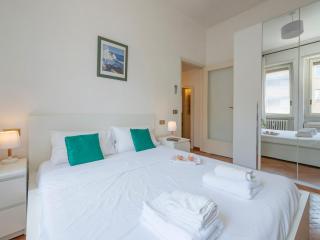 Bright and Quiet Apartment 5th floor in the heart of Moscova - Mailand - 2