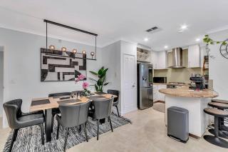 Mono Haus - Sleek Doubleview Escape near Beach & CBD - Perth - 7