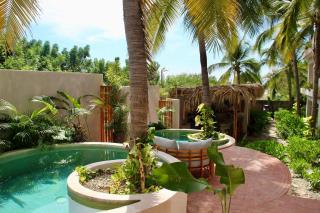 Casa Leah Premium Ocean View Apartments with 2 Pools - AC in Bedroom - near Zicatela Beach and La Punta Puerto Escondido -14 - Puerto Escondido - 2