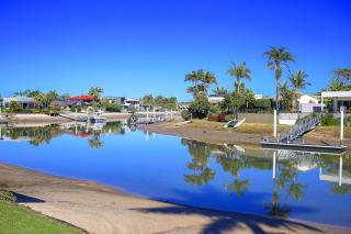Fabulous Canal-front Apartment - Mooloolaba - 5