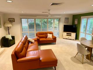 Centrally located Stylish Villa on the Hill - 1