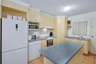 Waterfront - Walk to the Beach - Mooloolaba - 1