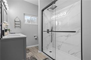 Pittsburgh Retreat ! Close to Acrisure and PNC Park! - Pittsburgh - 4