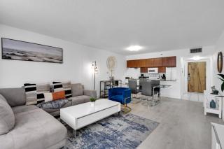 Elegant 1 BR Retreat in Brickell With Free Parking - Miami - 7