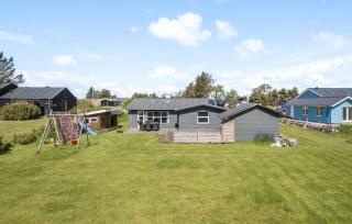 4 Bedroom Cozy Home In Hjørring - Hjørring - 4