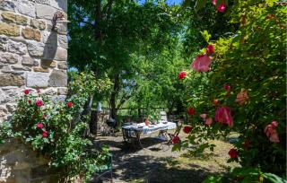 Nice Home In Villagrande Di Monteco - - 4
